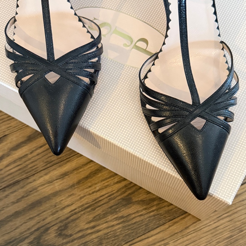 SJP t-strap Black Heel named the “Carrie” for Sara Jessica Parker size 36.5 - Picture 2 of 7